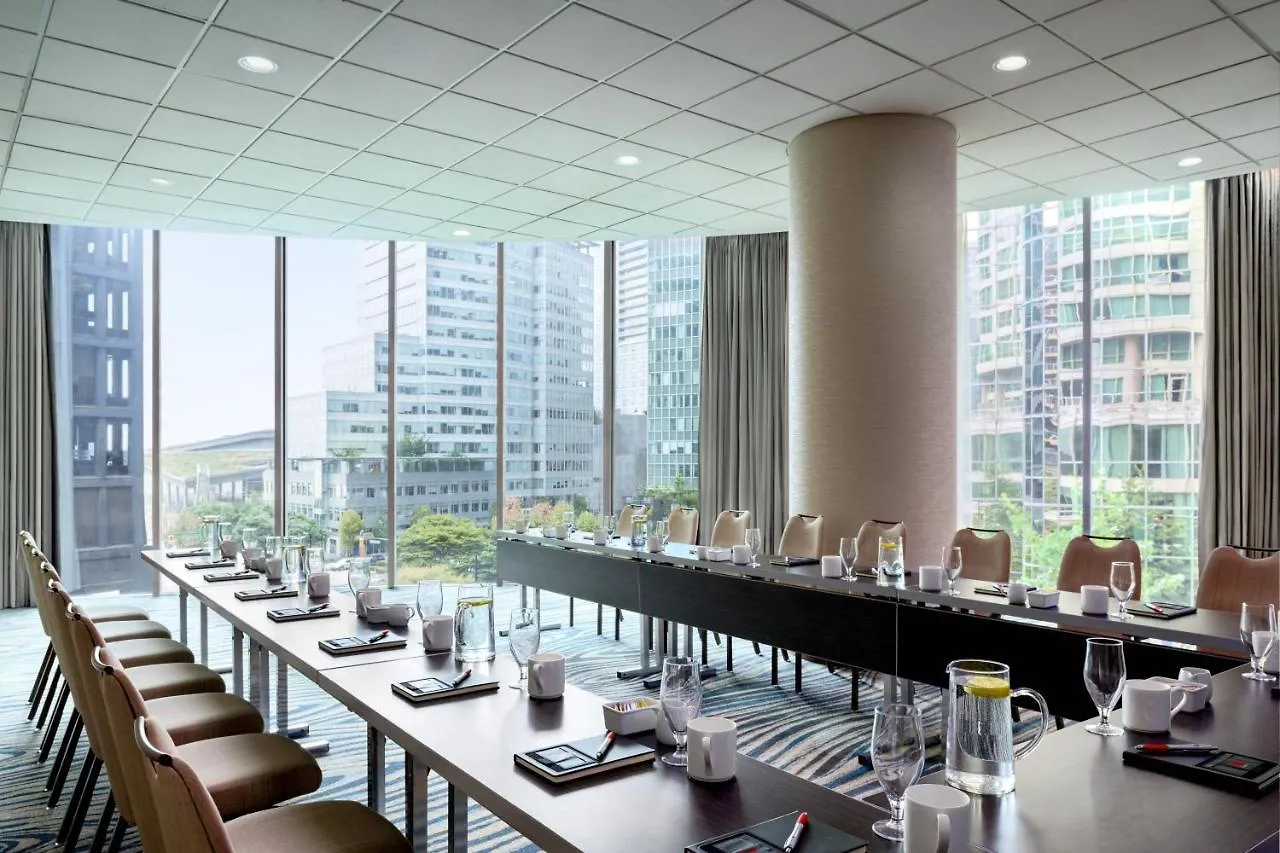 Vancouver Marriott Pinnacle Downtown Hotel 4*,  Canada