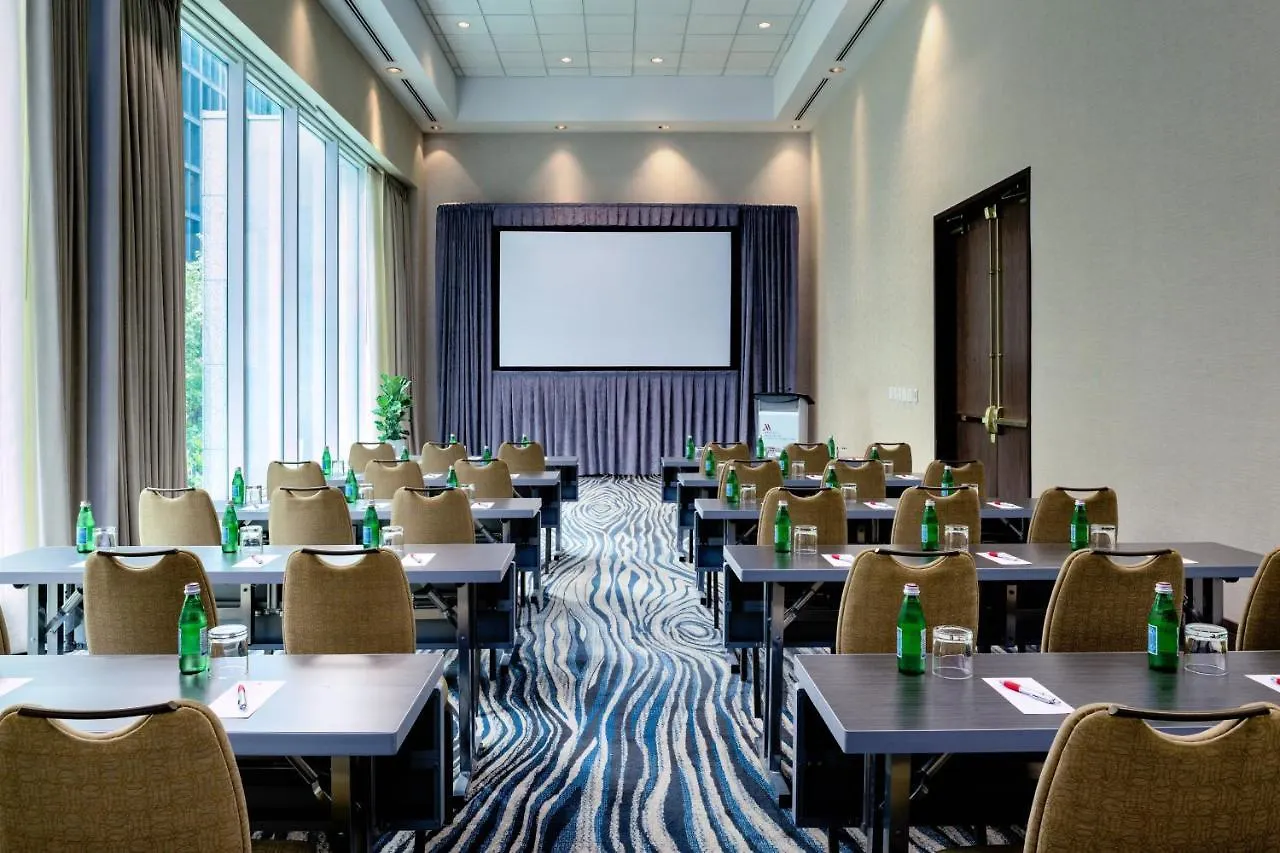 Vancouver Marriott Pinnacle Downtown Hotel 4*,