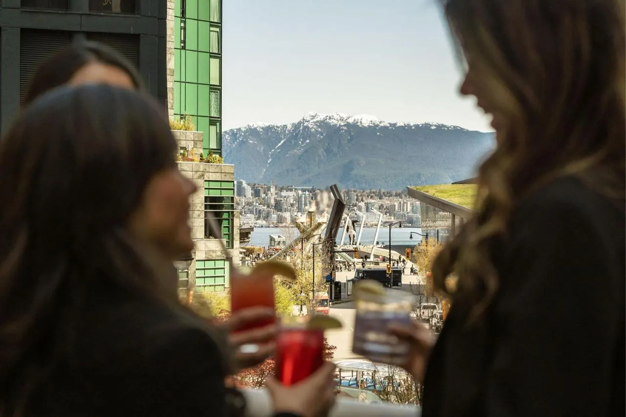 Vancouver Marriott Pinnacle Downtown Hotel 4*,  Canada