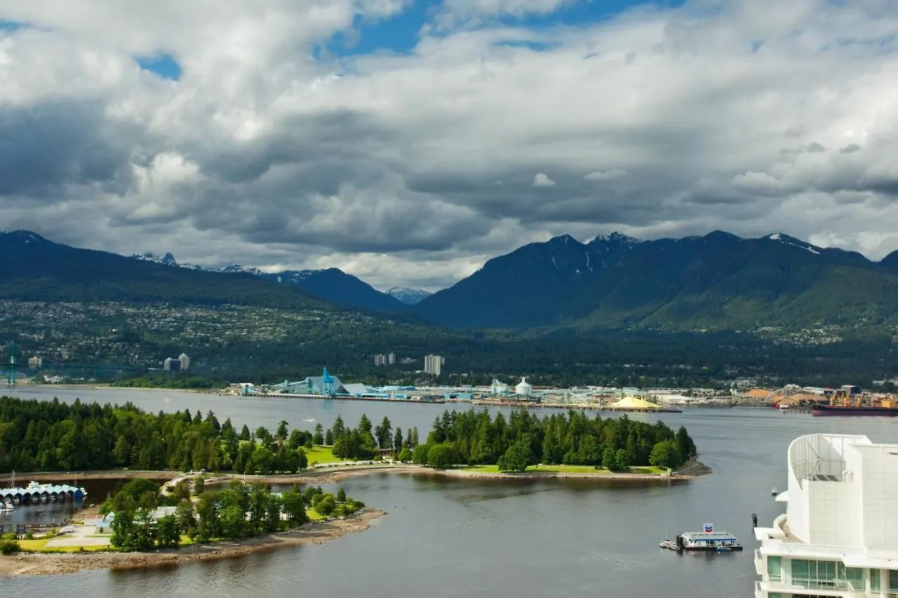 Vancouver Marriott Pinnacle Downtown Hotel